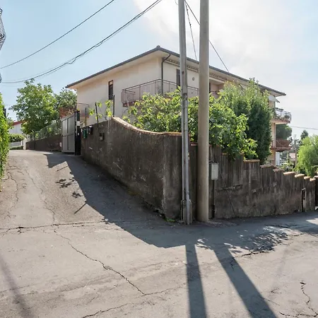 Guesthost - Elegant & Comfy Apartmán Trecastagni